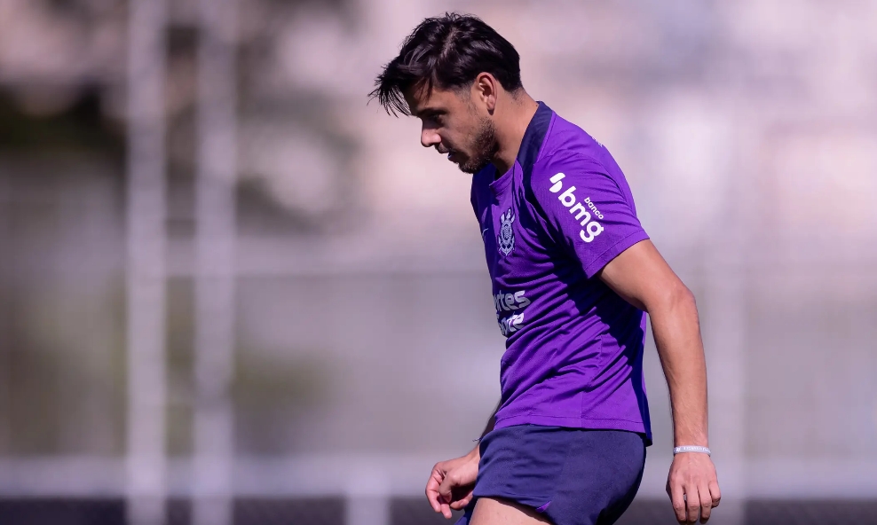 Romero e mais três atletas do Corinthians já podem assinar com outros times