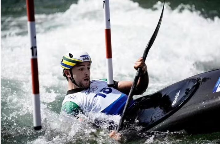 Pepê Gonçalves cai na semifinal e fica fora da final no K1 da canoagem