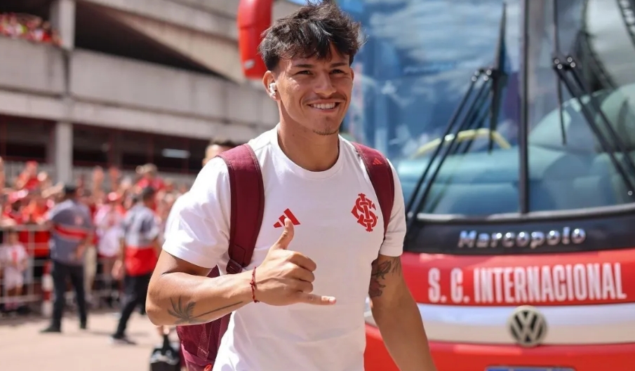 Internacional fecha acordo com time europeu por alvo do Palmeiras, diz site