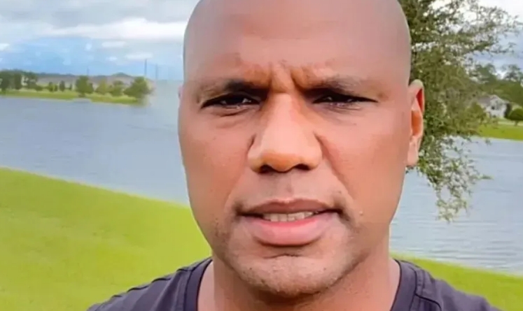 Ex-goleiro da Seleção tranquiliza fãs após passagem do Furacão Milton