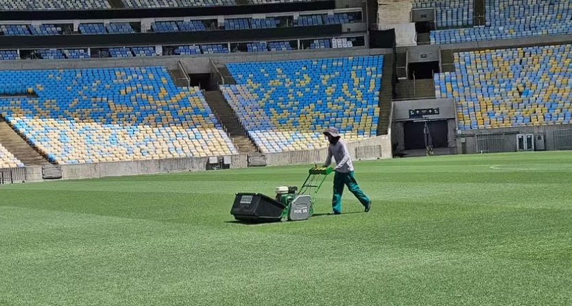 Após críticas, empresa promete melhorias no gramado do Maracanã