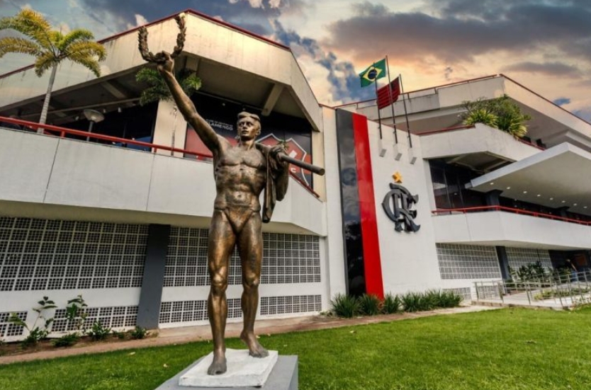 Flamengo aumenta orçamento para reforços em mais de R$ 60 milhões