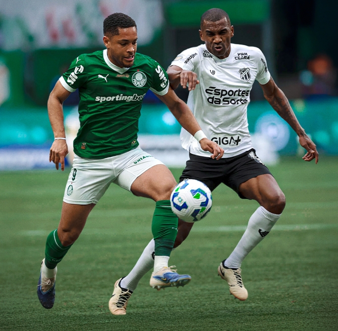 Palmeiras vira contra o Ceará com golaço de Vitor Roque no Brasileirão