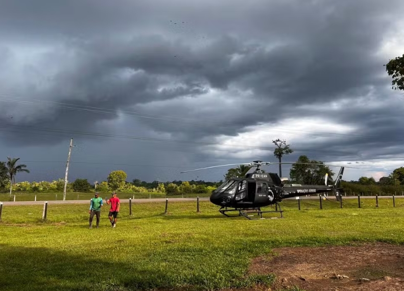 PM é resgatado por serviço aéreo após acidente na rodovia BR-319