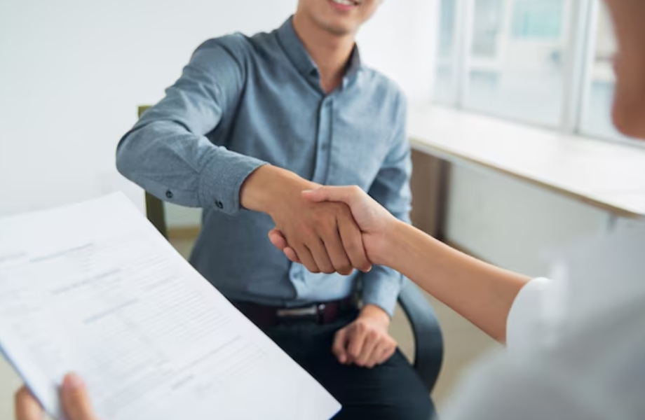 Sine Amazonas divulga 261 vagas de emprego para esta segunda; confira