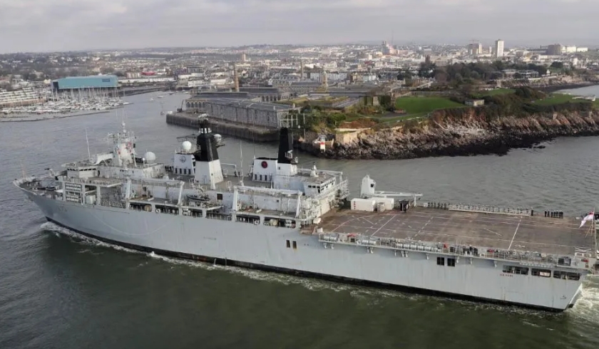 Marinha do Brasil compra navio de guerra do Reino Unido