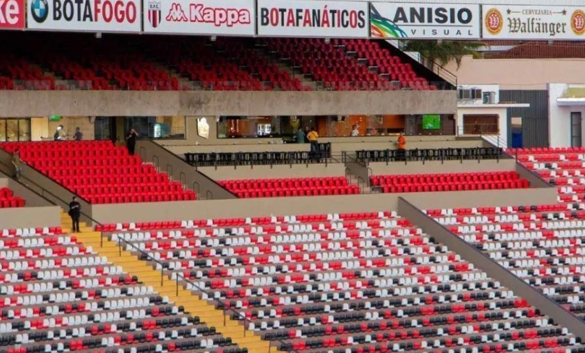 Torcedor do Botafogo-SP passa mal e morre durante jogo contra o Amazonas