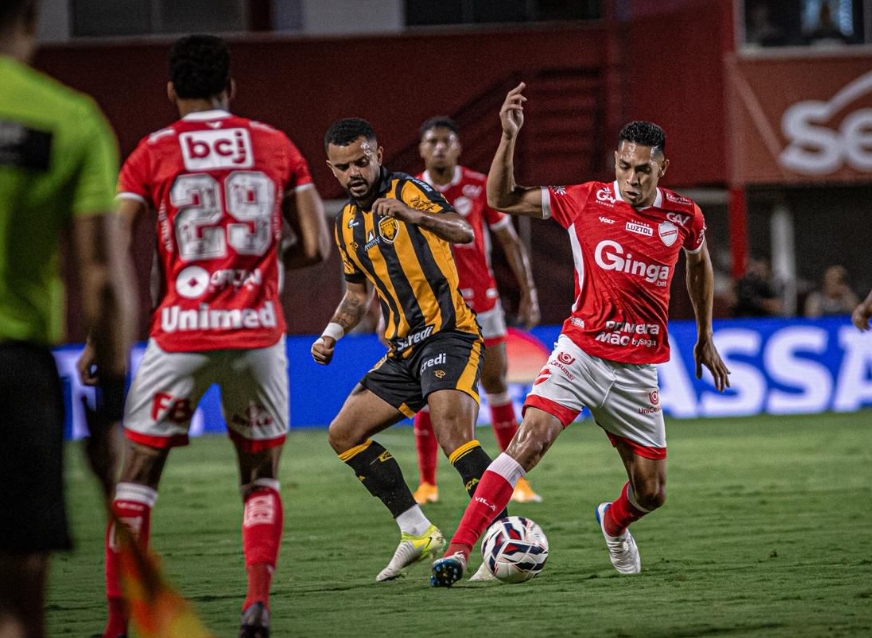 Vila Nova vence o Amazonas e encerra jejum de nove jogos pela Série B