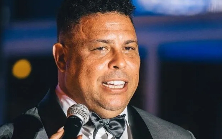Ronaldo desiste de candidatura para presidência da CBF