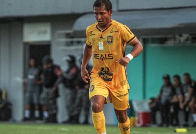 Princesa do Solimões anuncia contratação do atacante Weverton, para Série D