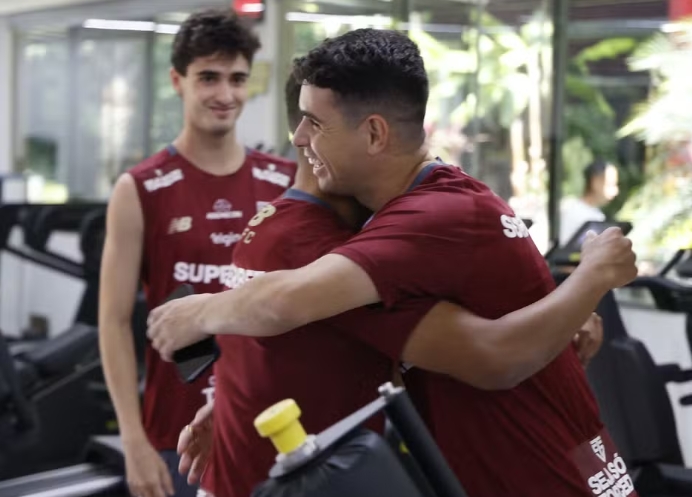 Oscar decide encerrar carreira e vai rescindir com o São Paulo
