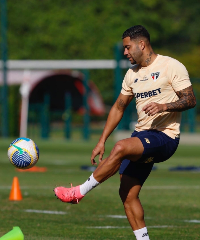 Inter x São Paulo: onde assistir ao vivo, horário e escalações