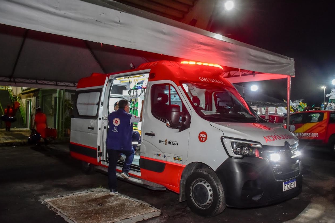 SES-AM realiza seis atendimentos na abertura do Carnaval na Floresta