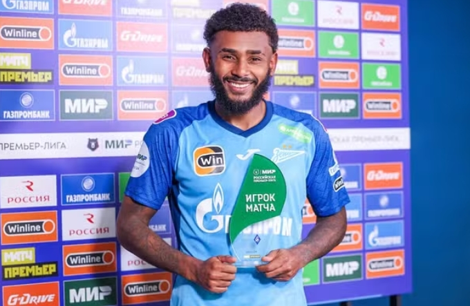 Botafogo negocia com Wendel, volante do Zenit