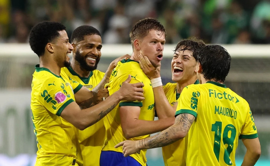 Brasileirão: Em casa, Palmeiras vence Red Bull Bragantino de virada