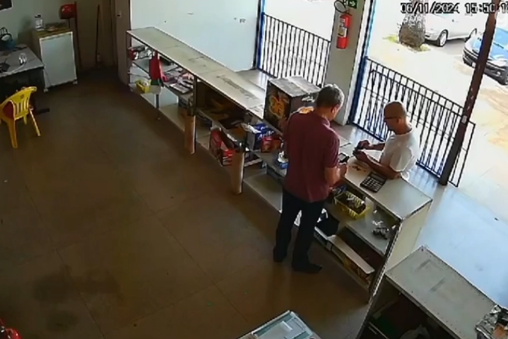 Autor de atentado em Brasília gastou mais de R$ 1,5 mil em fogos