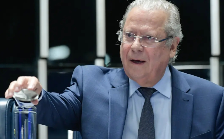 Lula encontra José Dirceu e diz que ele está com 'cara de candidato'