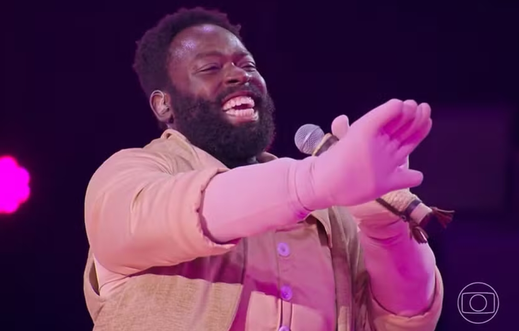 Candinho é eliminado do The Masked Singer; identidade de ator choca jurados