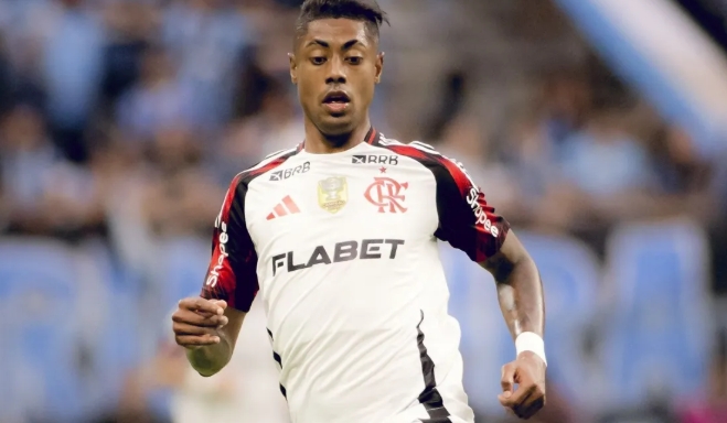 Flamengo deve relacionar Bruno Henrique para jogo contra o Juventude