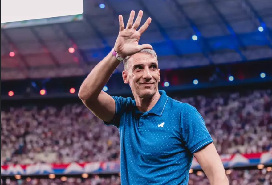 Fortaleza anuncia a permanência de Vojvoda no comando