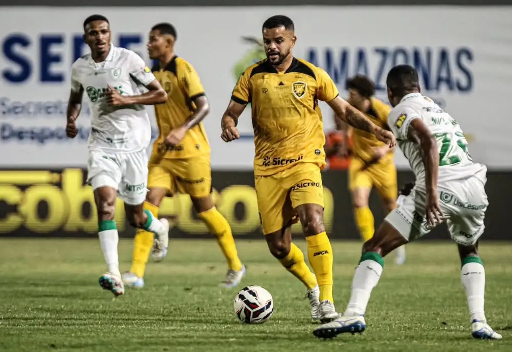 América-MG marca no último lance e arranca empate do Amazonas pela Série B