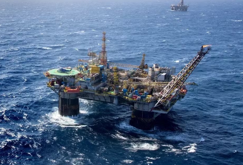 Petrobras faz nova descoberta de petróleo no Rio de Janeiro