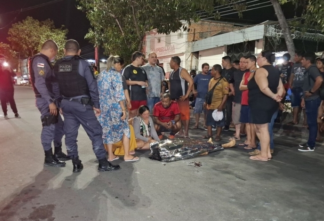 Familiares pedem justiça pela idosa que morreu após ser empurrada em Manaus