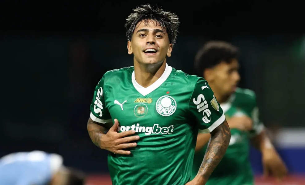 Facundo Torres lidera ações ofensivas do Palmeiras no Brasileirão