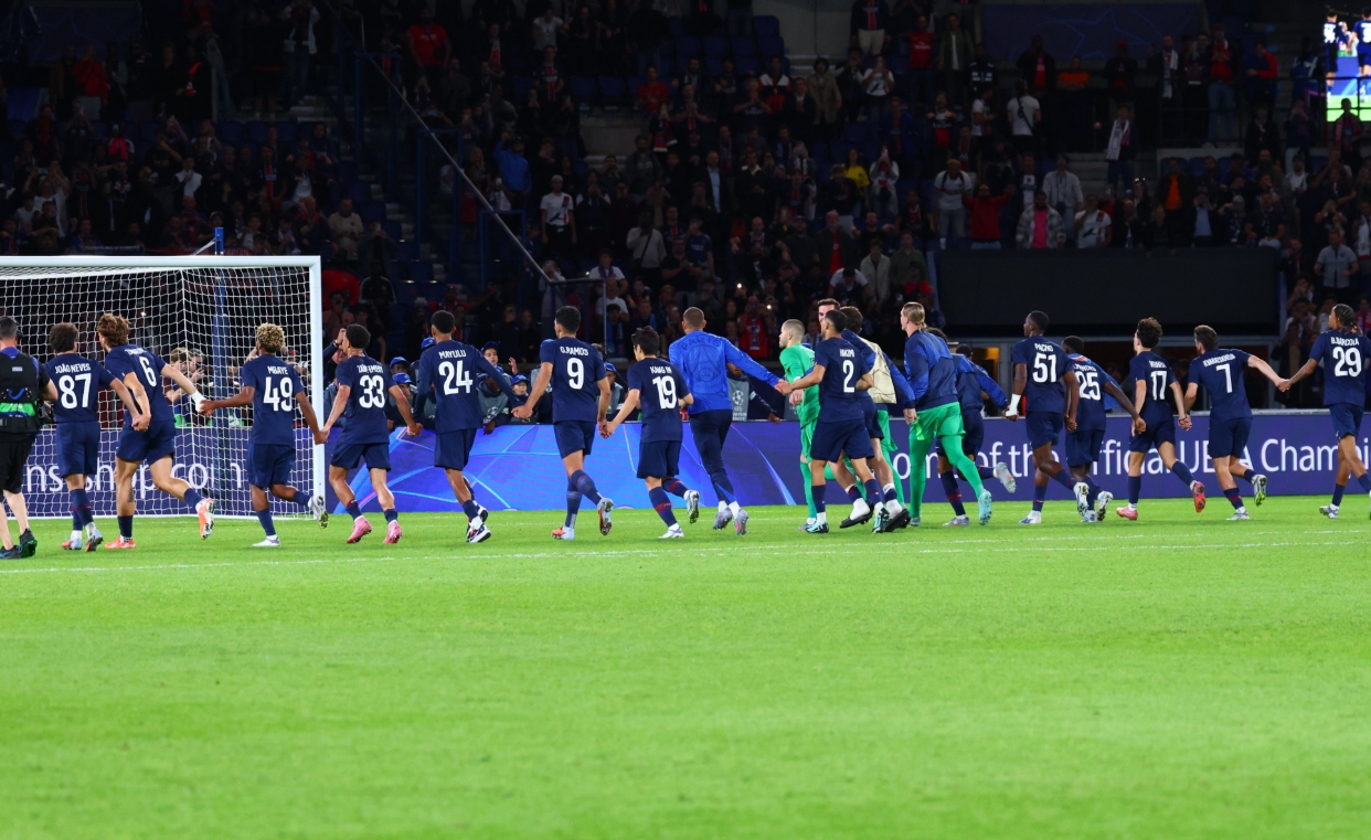 Marquinhos faz gol-relâmpago, PSG atropela e goleia Atalanta na Champions