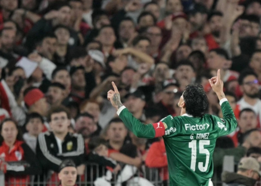 Palmeiras vence River Plate e abre vantagem nas quartas da Libertadores