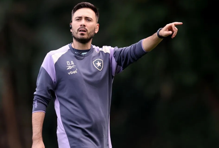 Botafogo recebe o lanterna Sport, no Nilton Santos, pelo Brasileirão