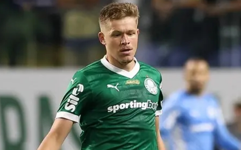 Palmeiras oficializa a compra do zagueiro Bruno Fuchs