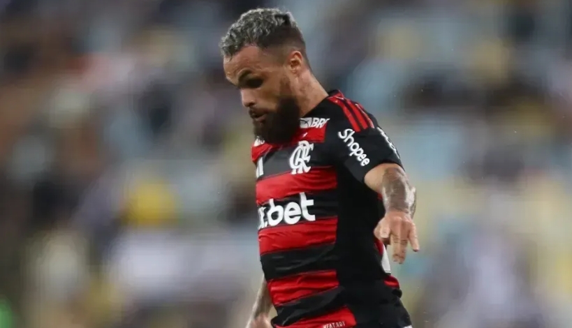 Atacante titular do Flamengo sofre lesão e inicia tratamento