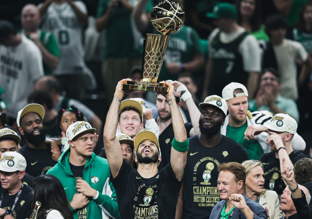 Celtics derrubam Mavs, superam Lakers e voltam a reinar na NBA