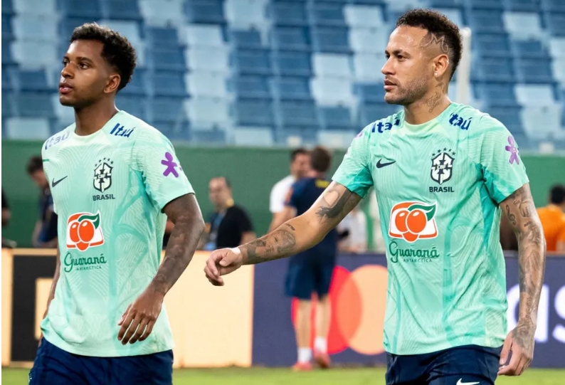 Pai assume carreira de Rodrygo e vê Neymar como exemplo a não ser seguido