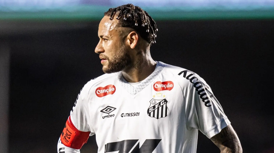 Após goleada sofrida pelo Santos, Neymar revela mensagem do filho