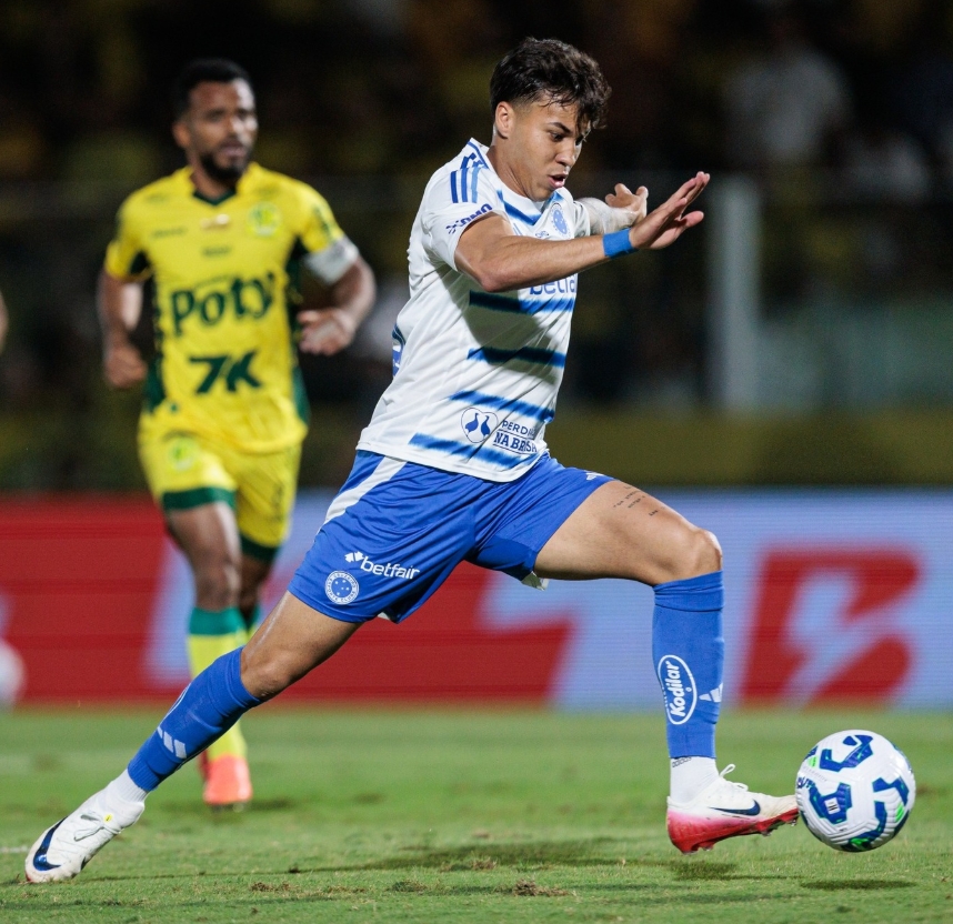 Mirassol faz golaço, empata com Cruzeiro e garante Palmeiras vice-líder