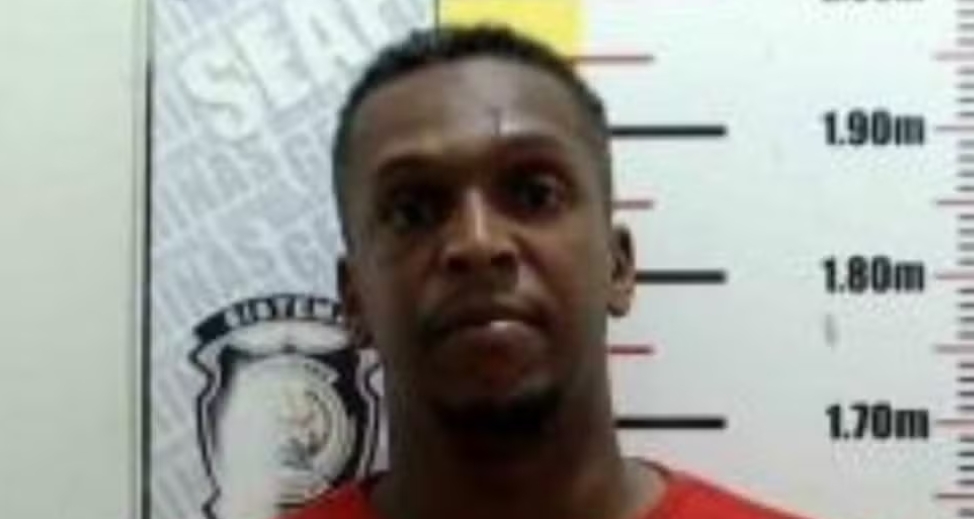 Ex-Corinthians e Amazonas FC, Jô deixa prisão após pagar pensões atrasadas