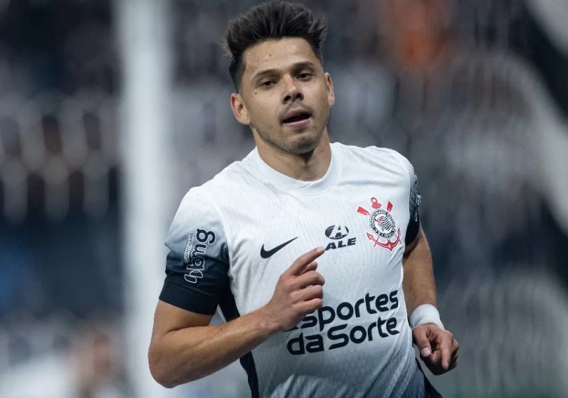 Romero aceita renovação automática e fica no Corinthians até fim de 2025