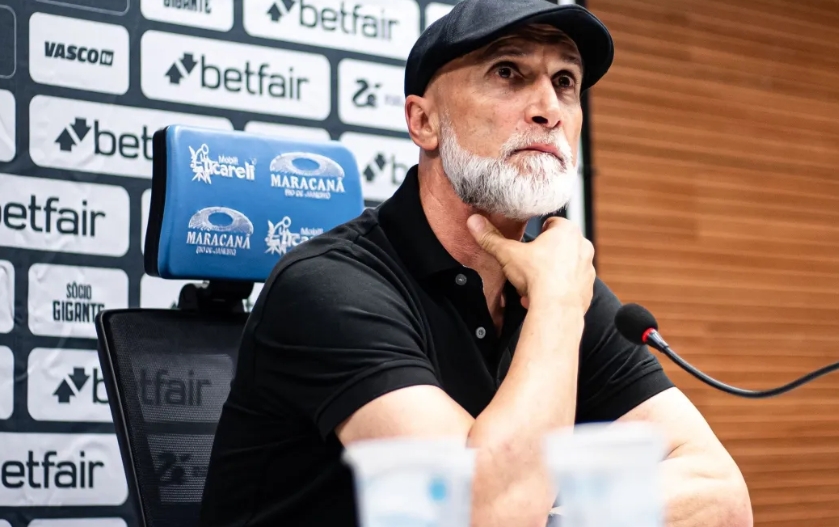 Ex-Vasco, Álvaro Pacheco deixa clube saudita por justa causa