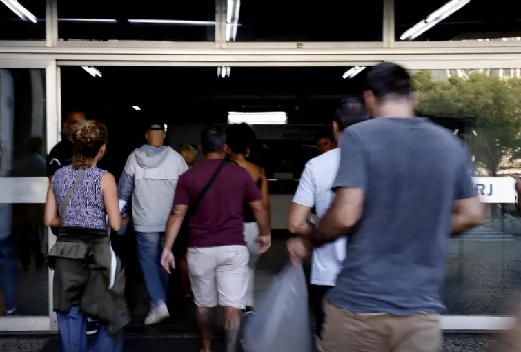 Concurso Nacional Unificado acontece no domingo; consulte locais de prova