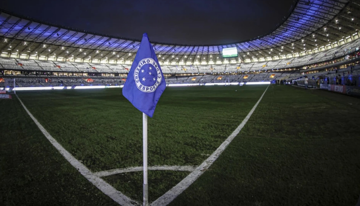 Cruzeiro protesta contra decisão de portões fechados contra o Palmeiras
