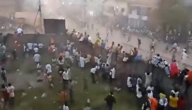 Mais de 50 pessoas morrem em estádio de futebol, na Guiné