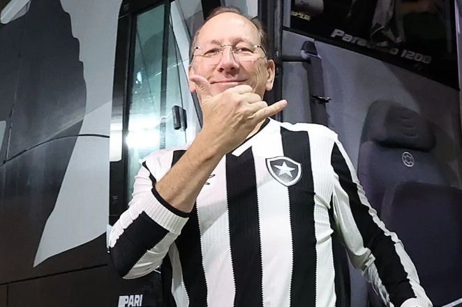 Textor, do Botafogo, elogia rival: 'Adoro o Flamengo'