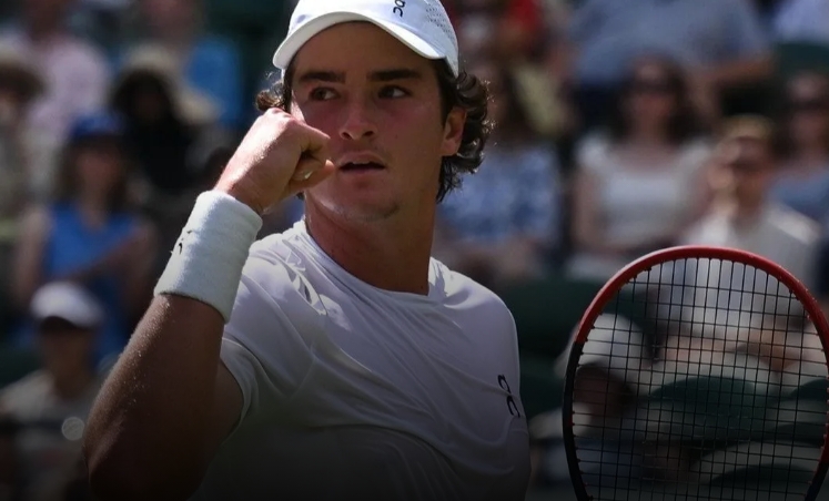 João Fonseca derrota Brooksby e avança à terceira rodada em Wimbledon