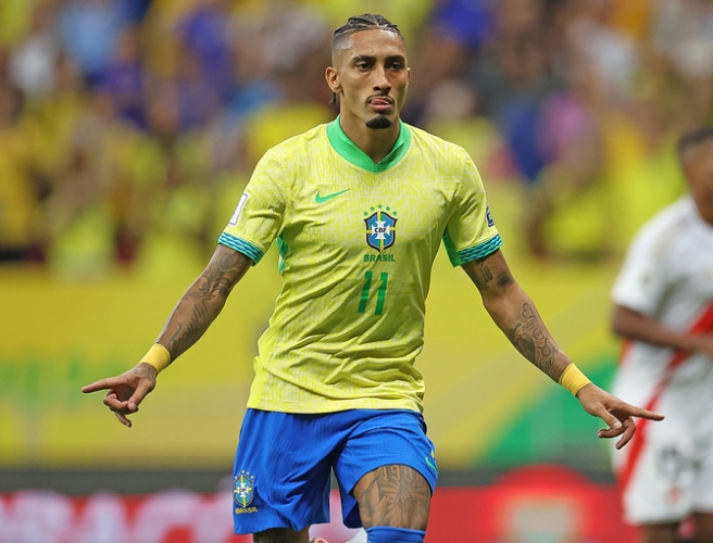 Eliminatórias da Copa: Brasil abre o placar em jogo contra Colômbia