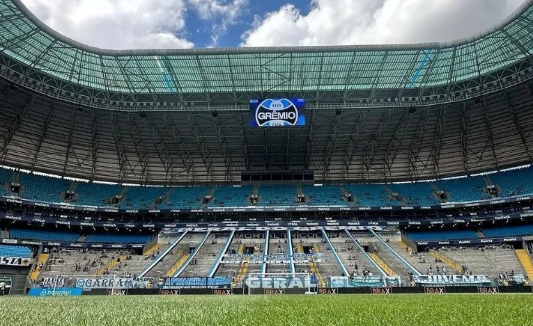 Em desvantagem, Grêmio recebe o CSA e mira remontada na Copa do Brasil