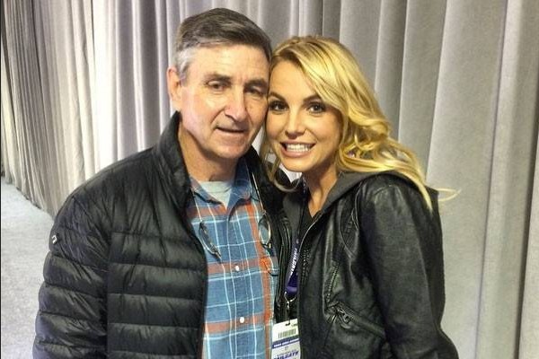 Pai de Britney diz que transtornos da filha são piores do que os fãs pensam