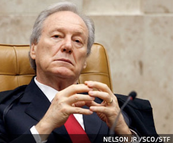 Lewandowski autoriza diligências da PF em inquérito que investiga Pazuello 