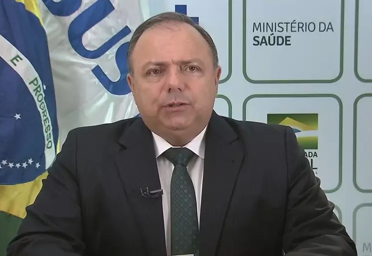 Confederação de municípios pede demissão do ministro Pazuello 